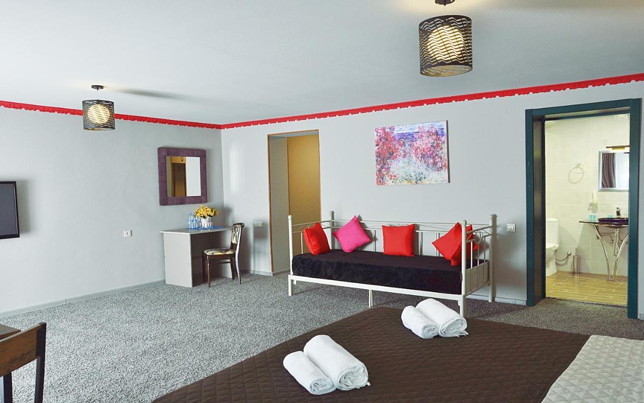 Art Hotel Claude Monet Tbilisi Eksteriør billede