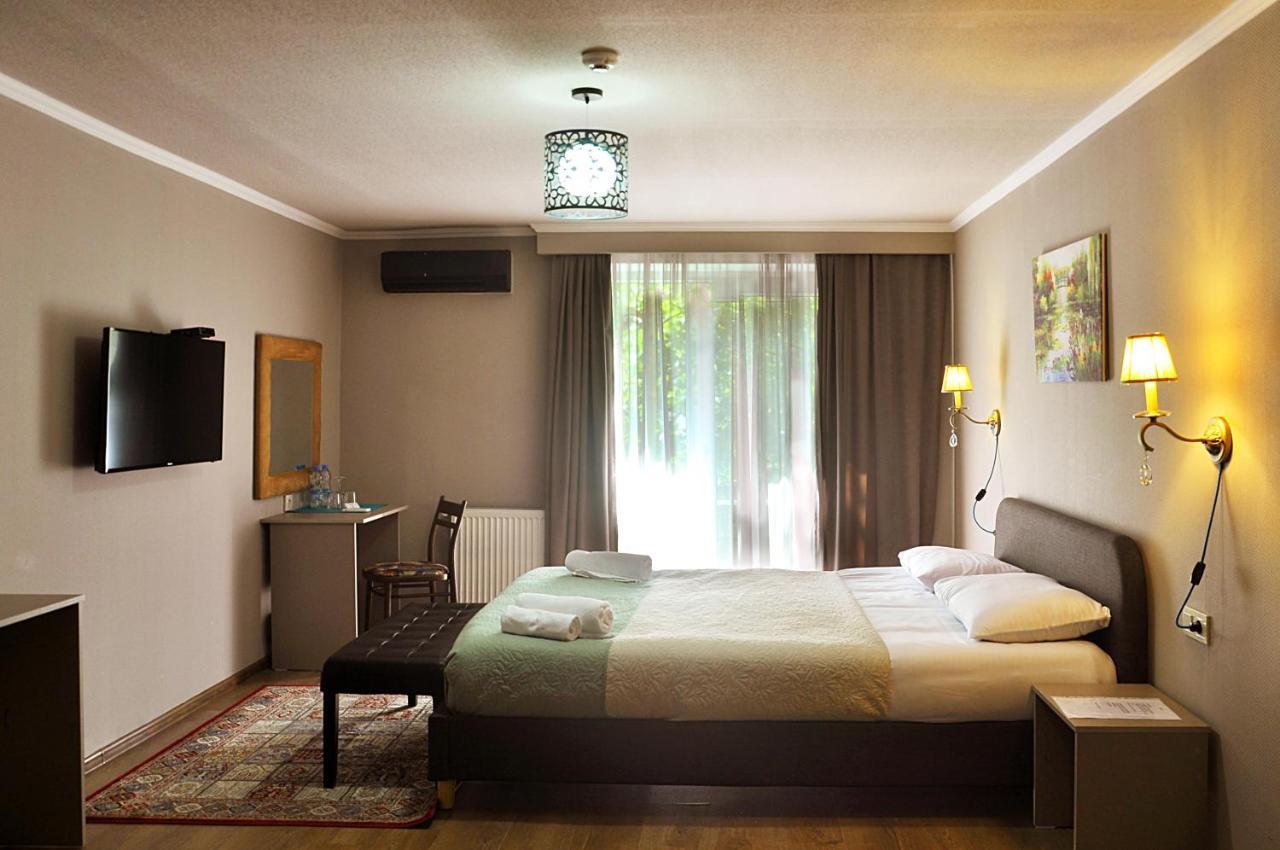 Art Hotel Claude Monet Tbilisi Eksteriør billede